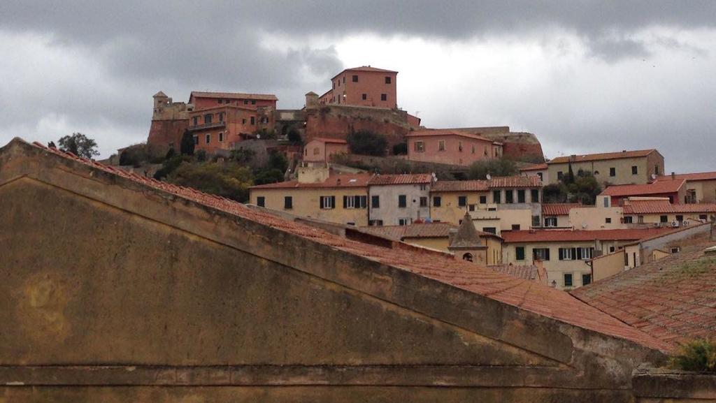Hotel Le Stanze sul Mare Portoferraio Exterior foto